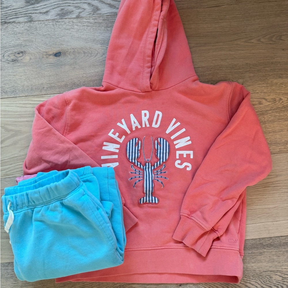 Vineyard Vines Kids Coral Hoodie, tee & 2 pairs of matching sweatpants! (Bundle)